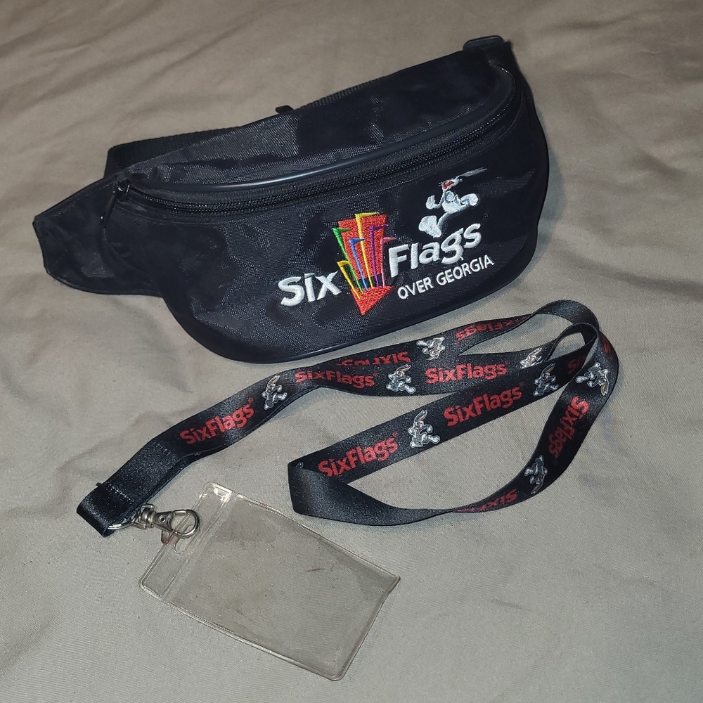 Bugs Bunny Six Flags fanny pack lanyard bundle set Georgia Atlanta